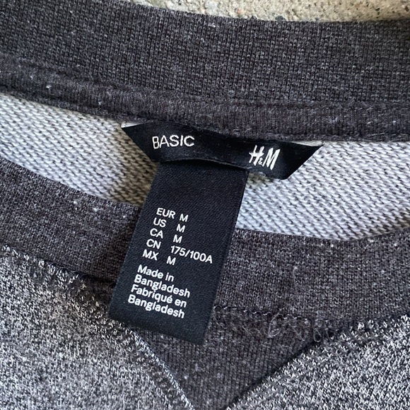 H&M Crewneck Heathered Charcoal Gray - Picture 2 of 5